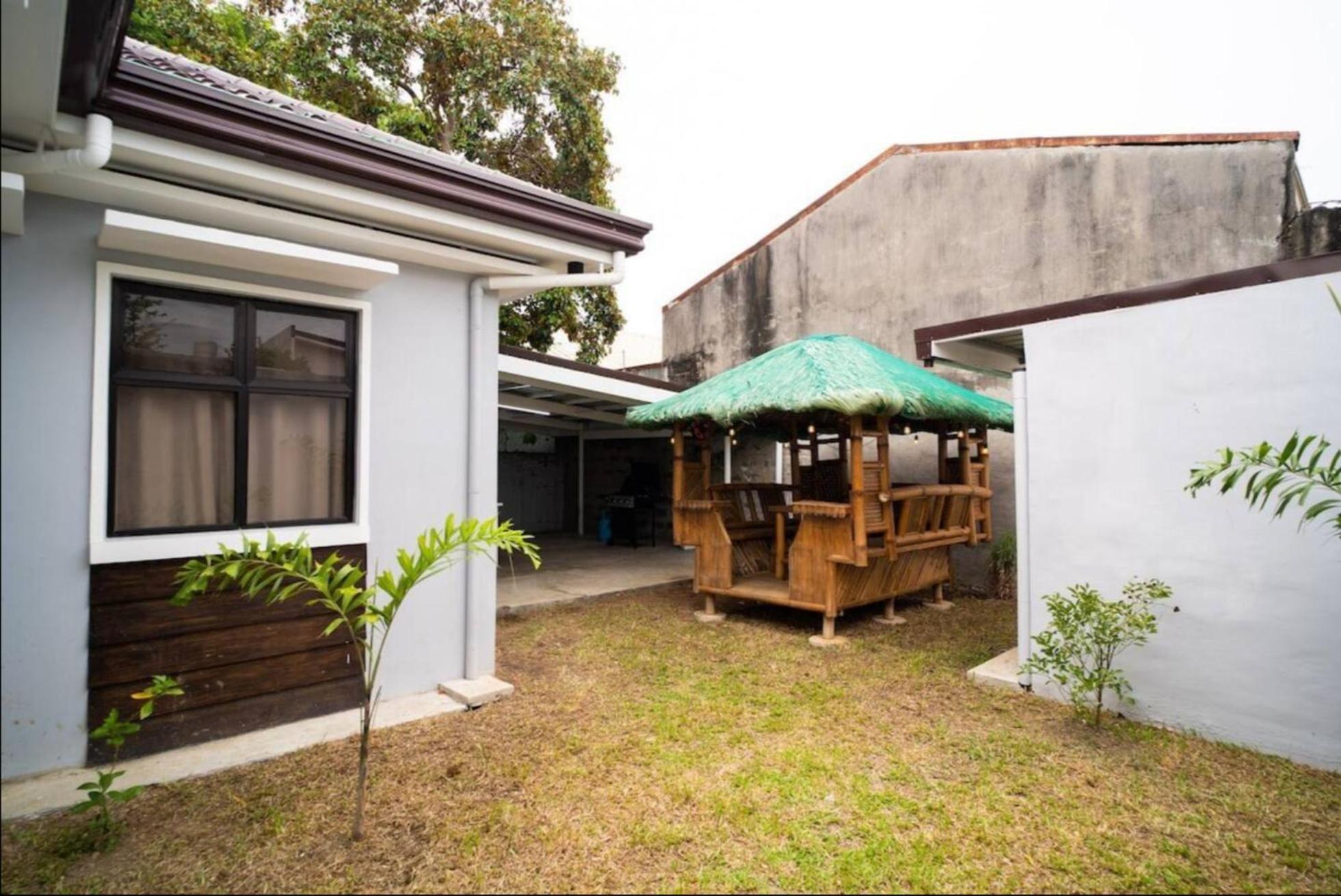 3bd Lux City Oasis Las Pinas Holiday home *